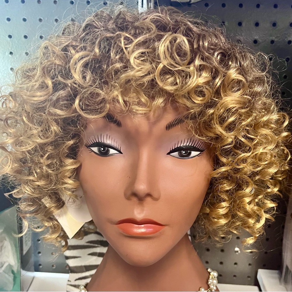 Blonde curly wig